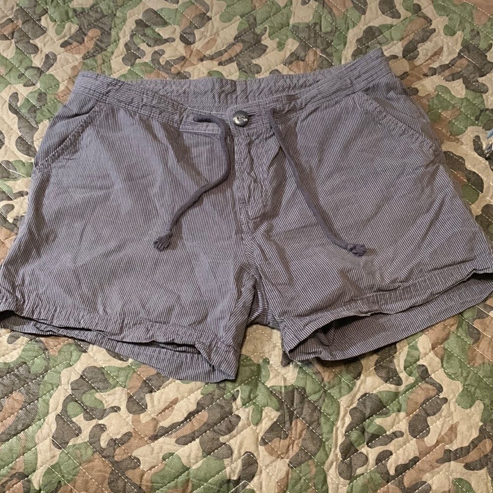 ALPINE DESIGN, shorts, size 6, pen striped, tie string and zipper